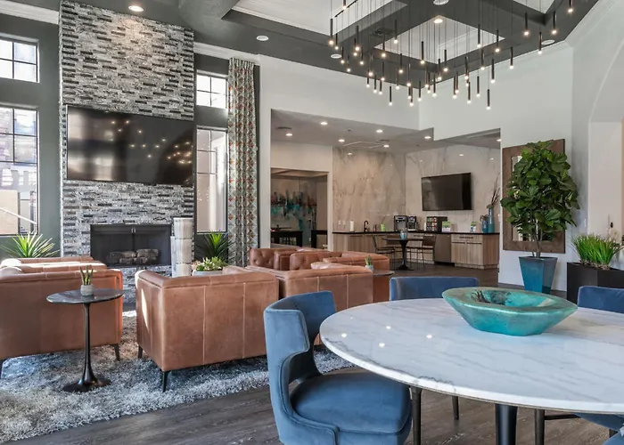 Apartment Boulevard 1br By Stadium Pool Parking Gym 02 Glendale